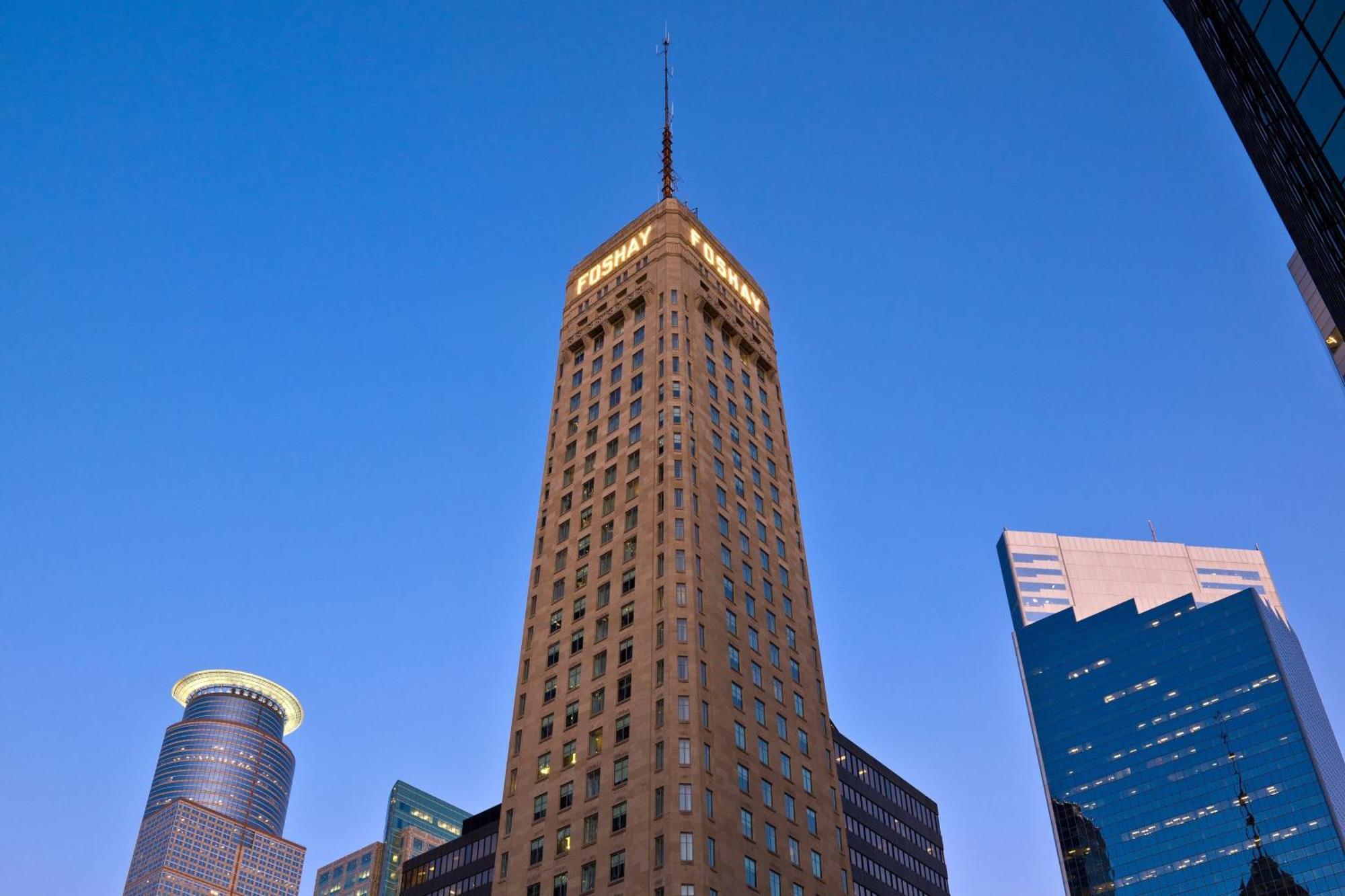 W Minneapolis - The Foshay Екстериор снимка